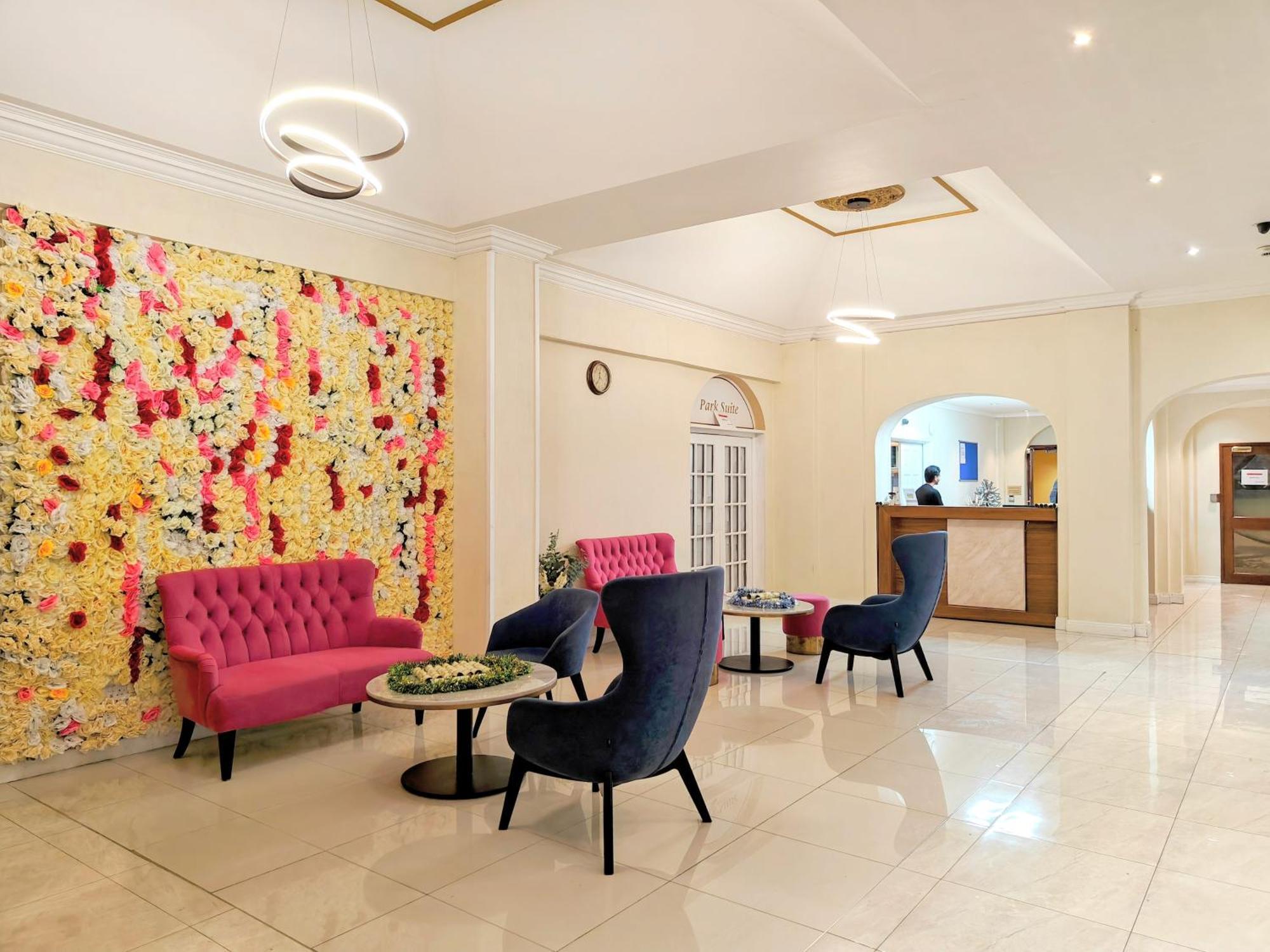 Carlton Park Hotel โรเธอร์แฮม ภายนอก รูปภาพ