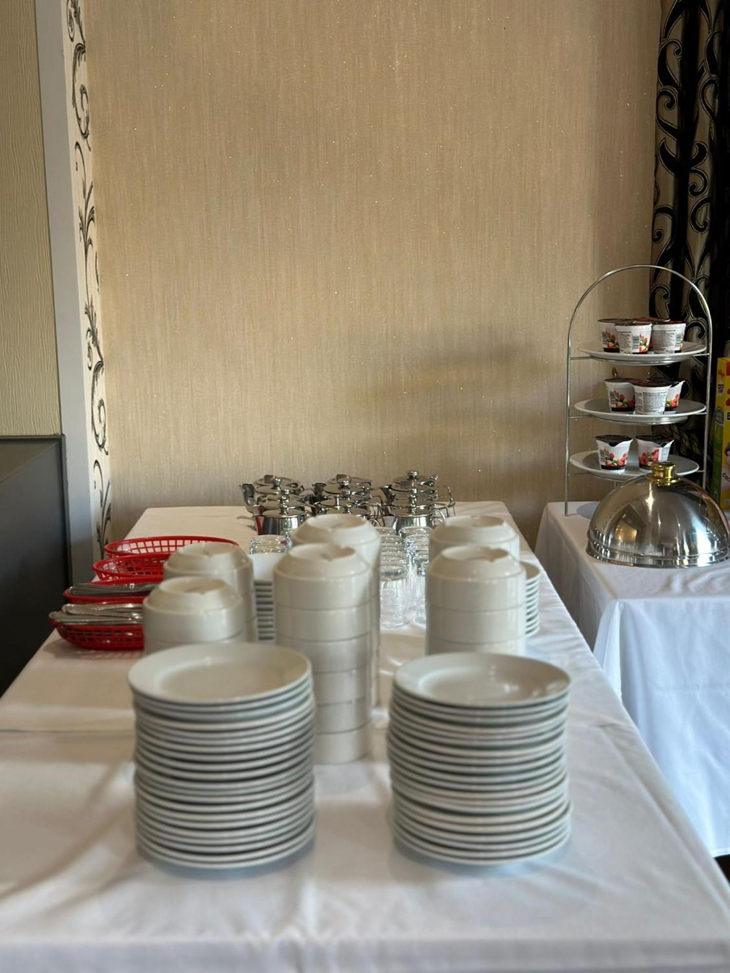 Carlton Park Hotel โรเธอร์แฮม ภายนอก รูปภาพ